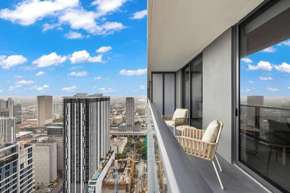 Luxury Condos in Downtown Miami