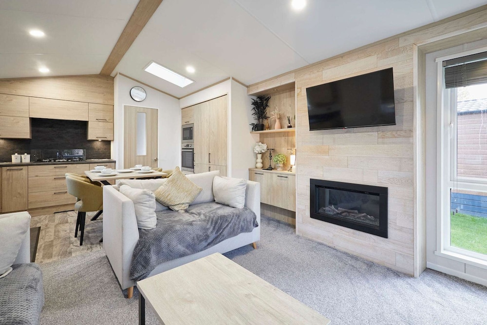 Host Stay Hideaway Retreat