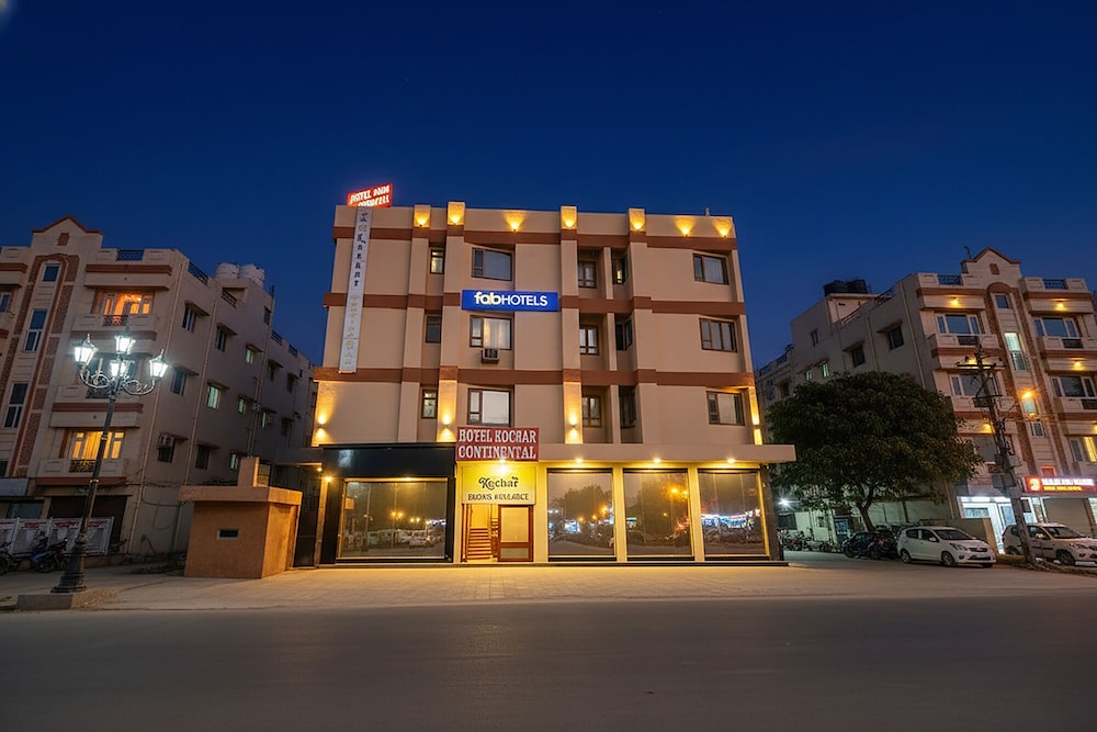 Fabhotel Kochar Continental