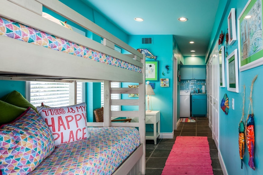 Luna Mar by Ryson Vacation Rentals