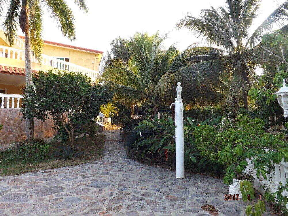 Four Bedroom Villa with Private Pool, Ocean View