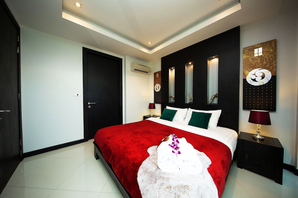 Hollywood Pool Villa Jomtien Pattaya