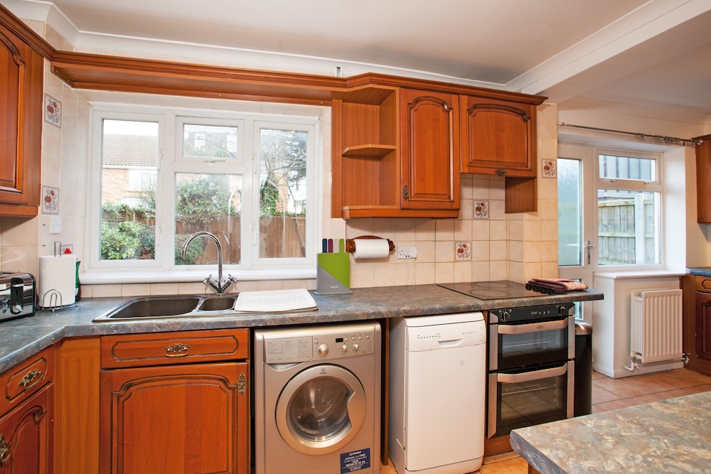 3 Bedroom House Near the City Center