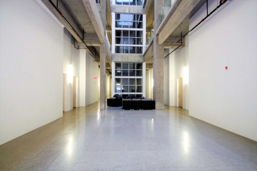 Downtown Executive Condo Loft - Image 2