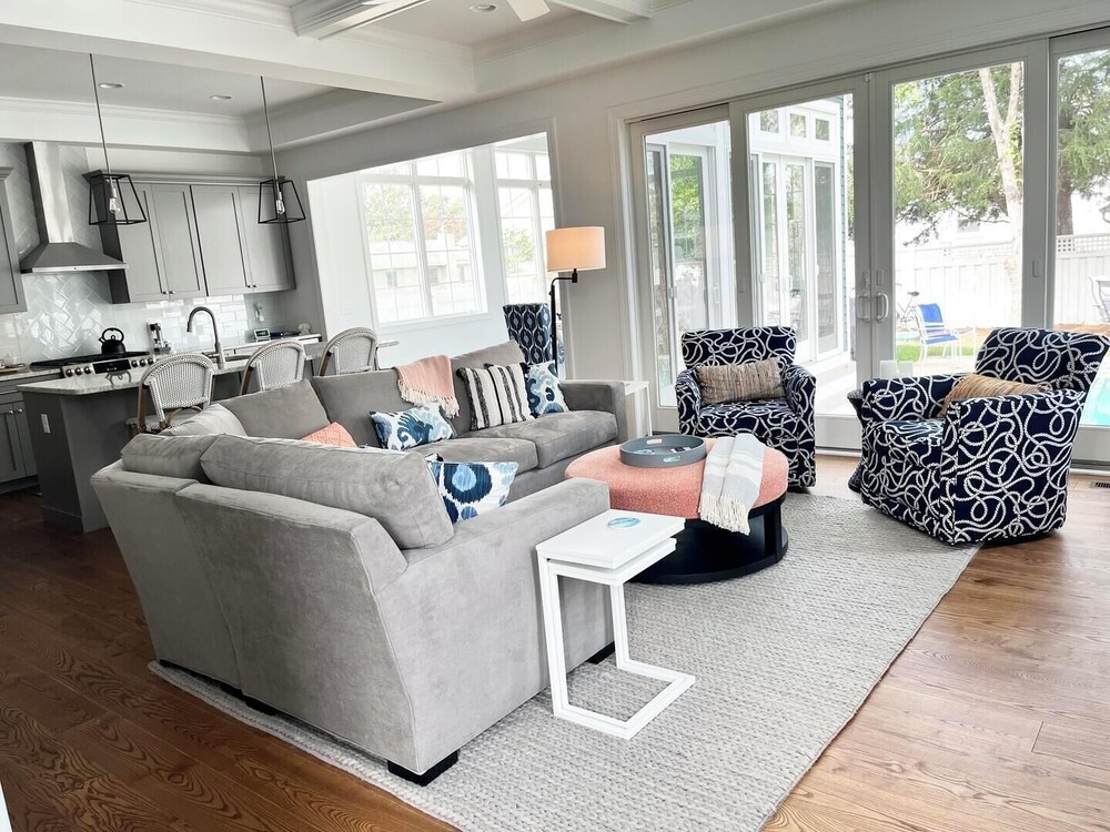 Munson Street 303