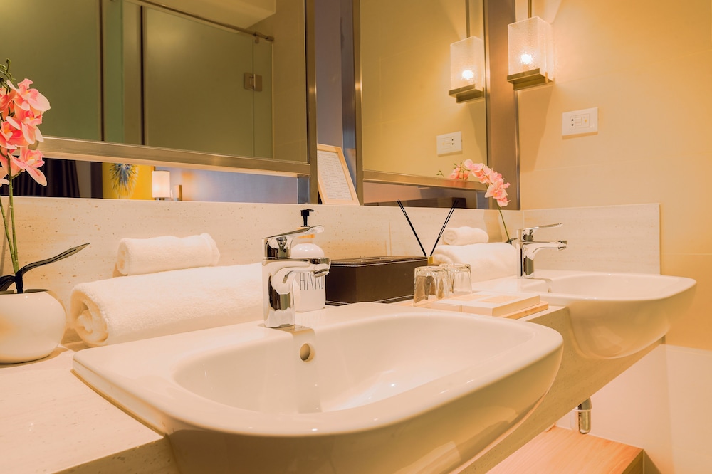 Hotel Residences at Acqua