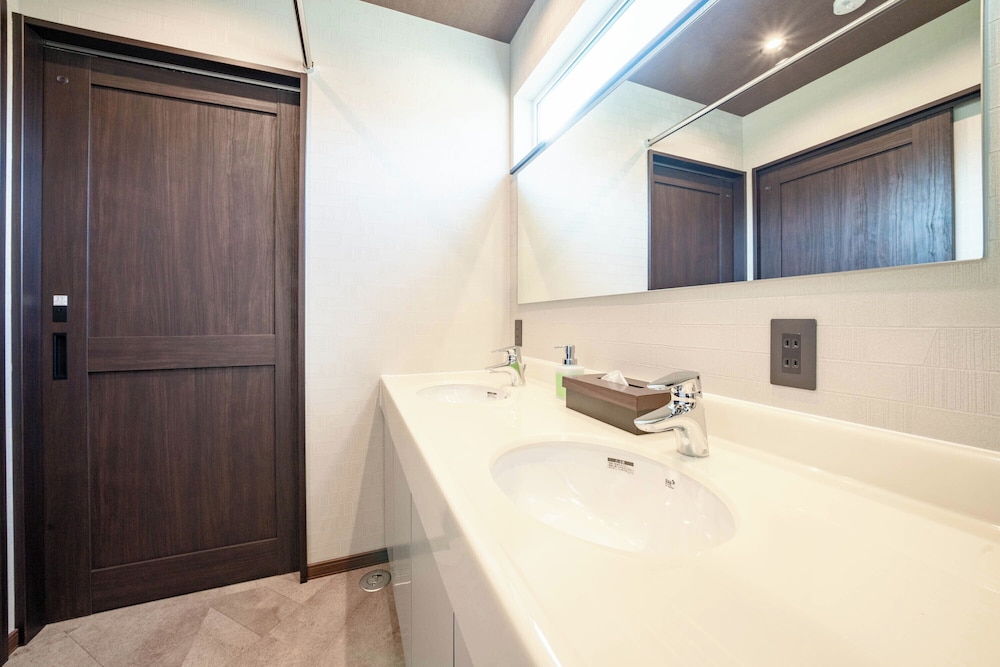 THE HORIZON RESIDENCE