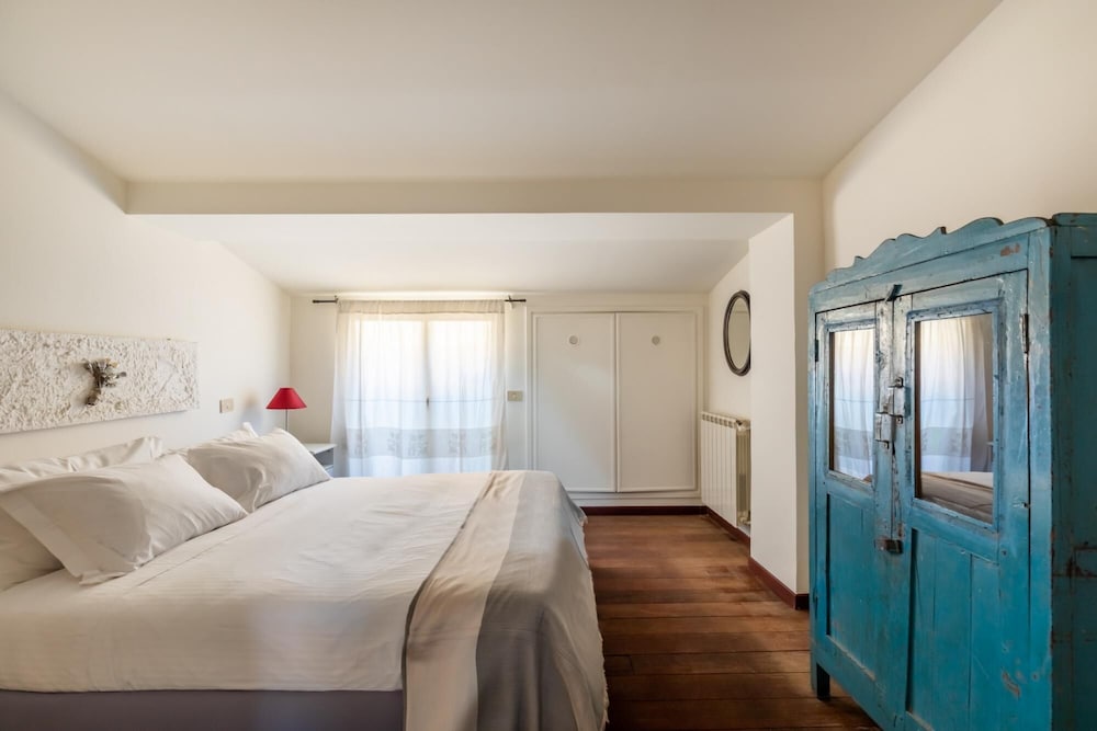 Trastevere Romantic Terraced Apartment