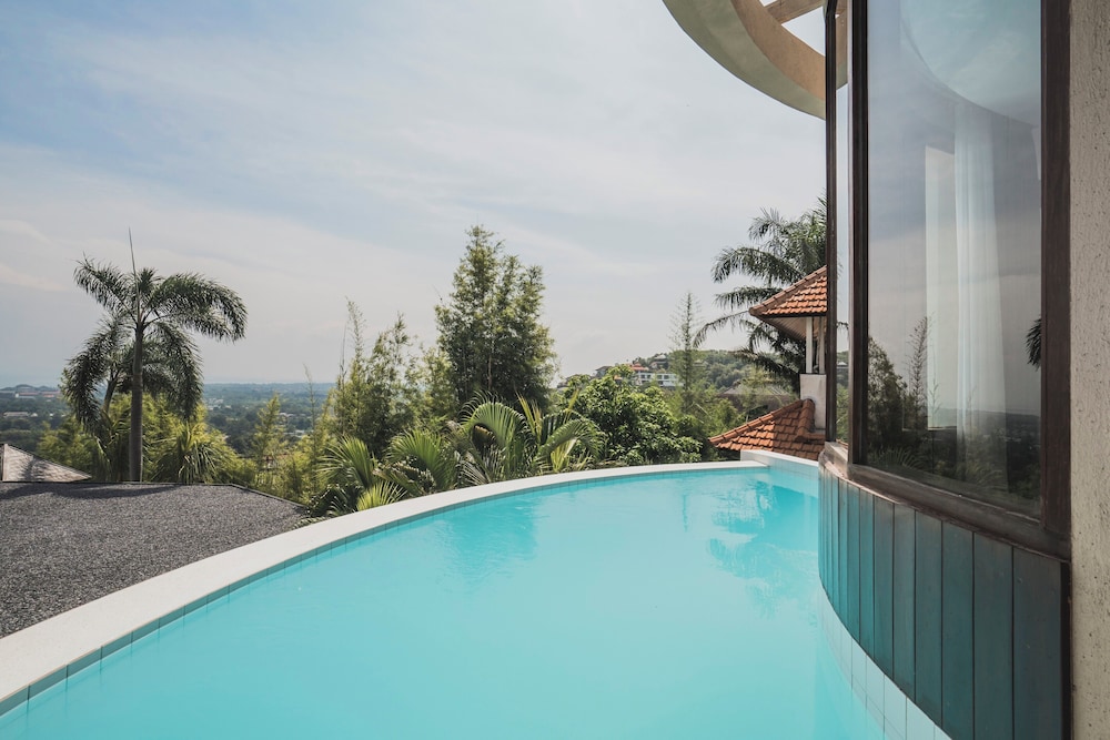Seascape Resort & Spa Uluwatu by Ini Vie Hospitality