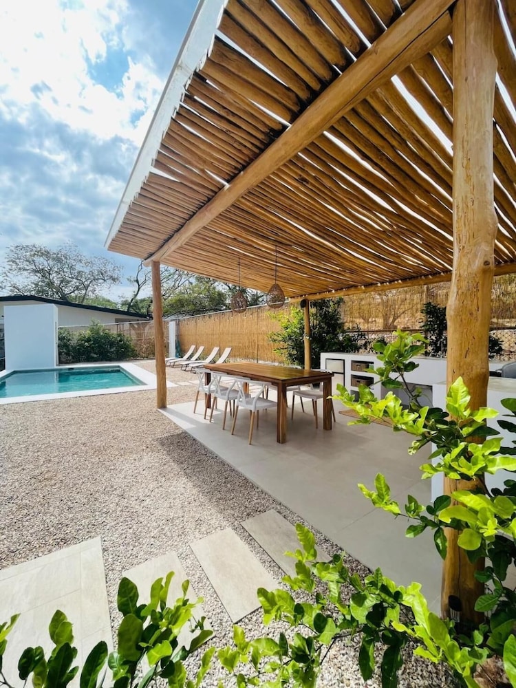 Casa Ophelia - 10 min Walk to the Beach