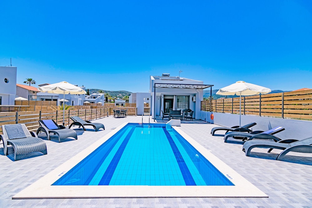 Blue Oyster Beach Villas
