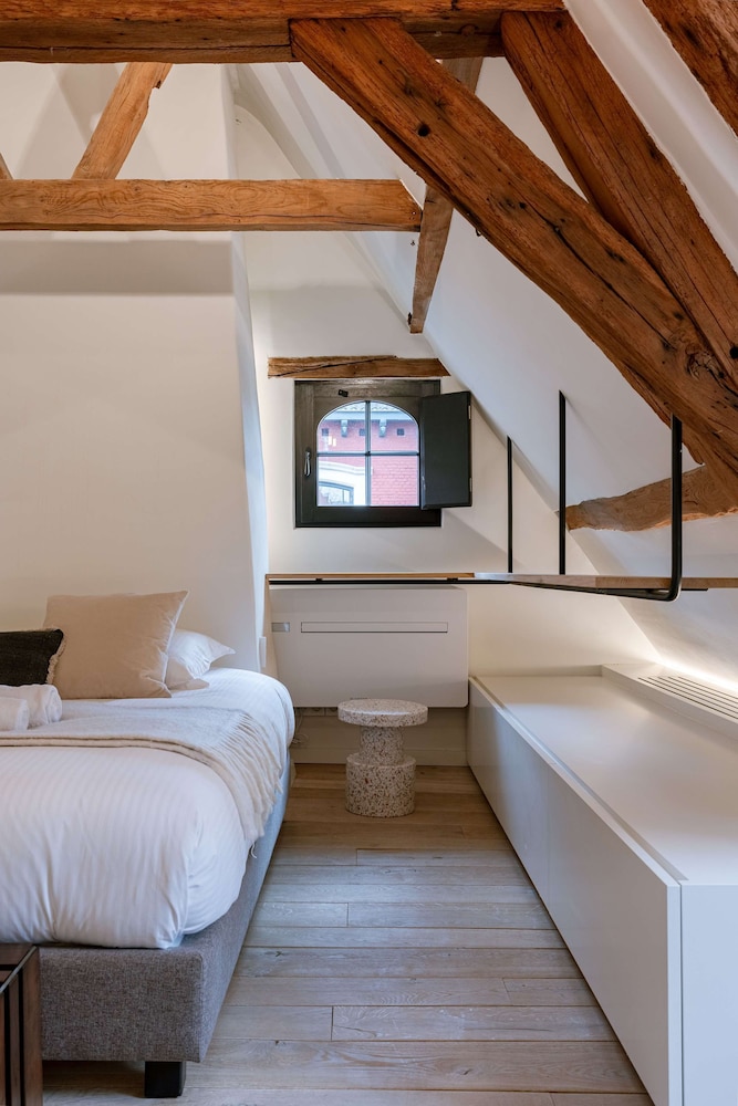 Huswell - Architect gem in the Heart of Ghent