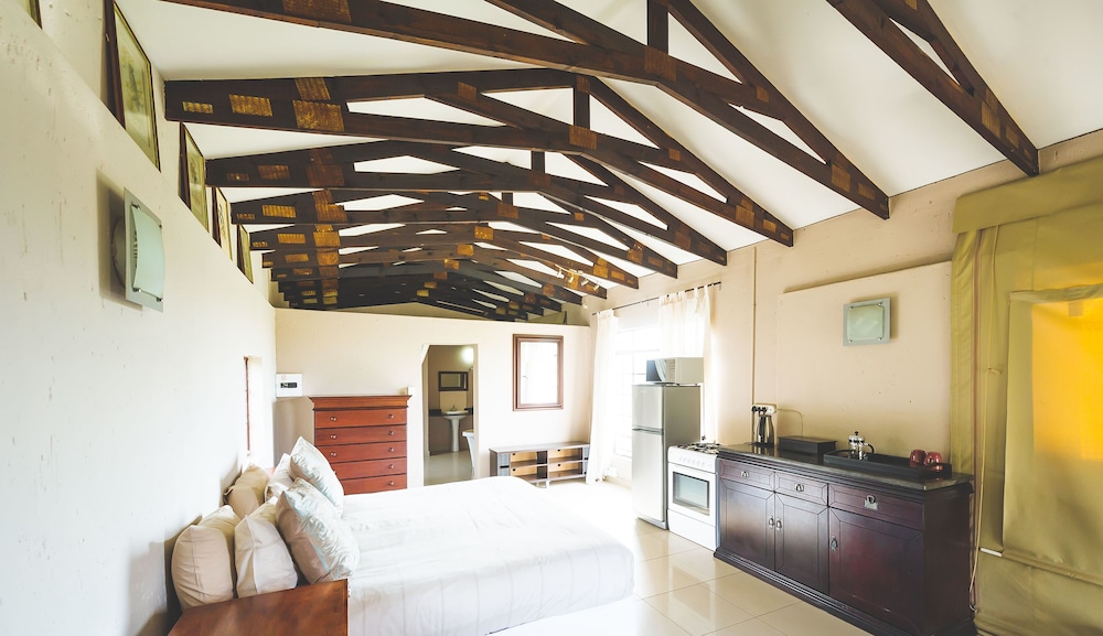 Deruxa Cottages