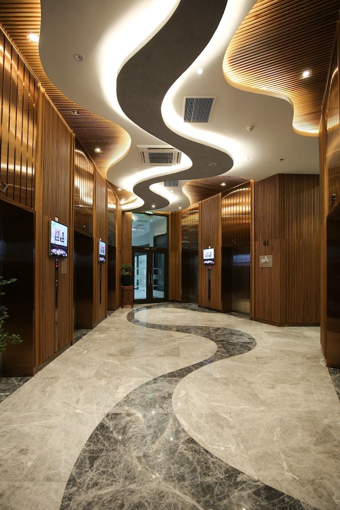 Onsen Landmark Luxury Apartments