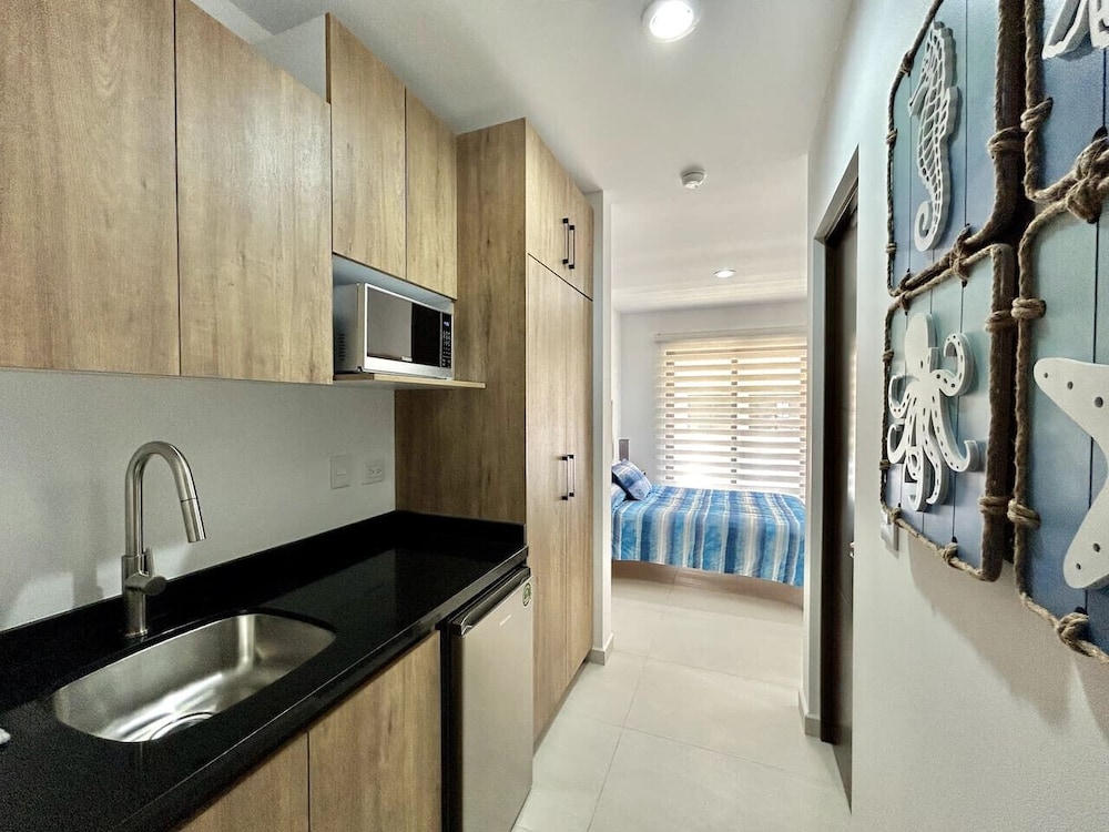 Oceanna Apartments