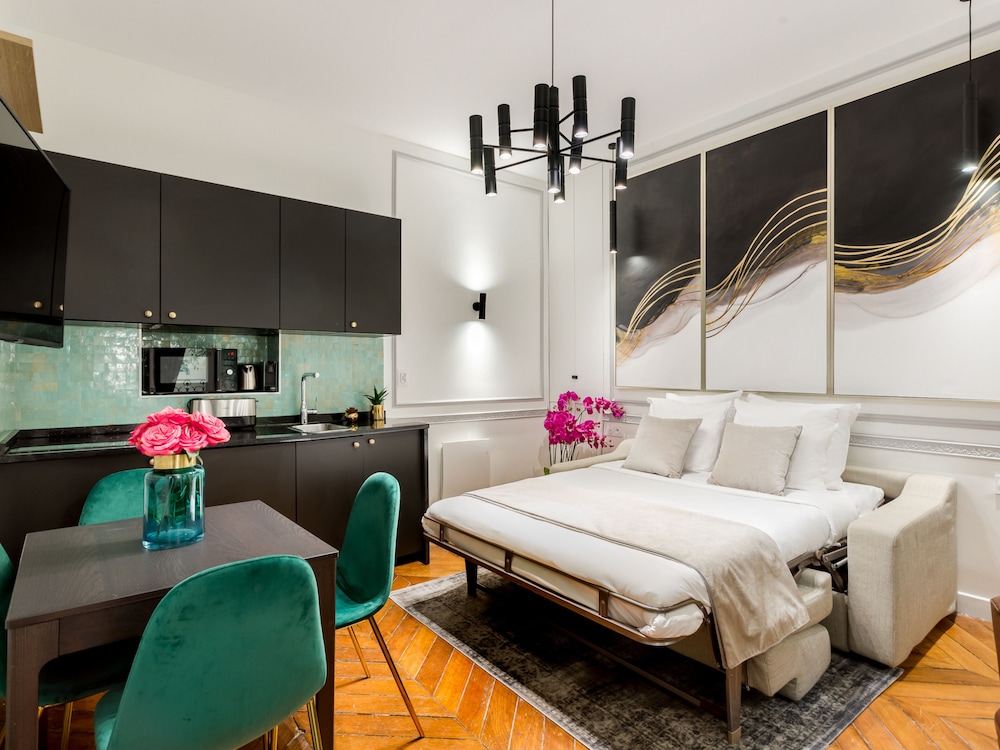 Merveil Luxury Suites AboukirI-II-III-IV