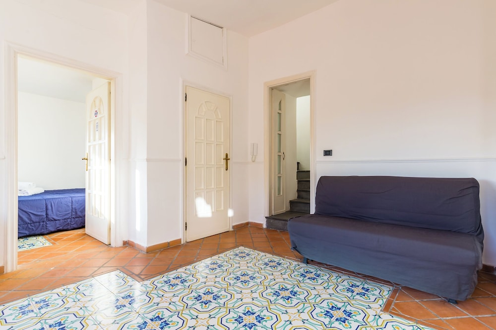 Villa Paola - Hidden Panoramic Garden and Terraces by Napoliapartments