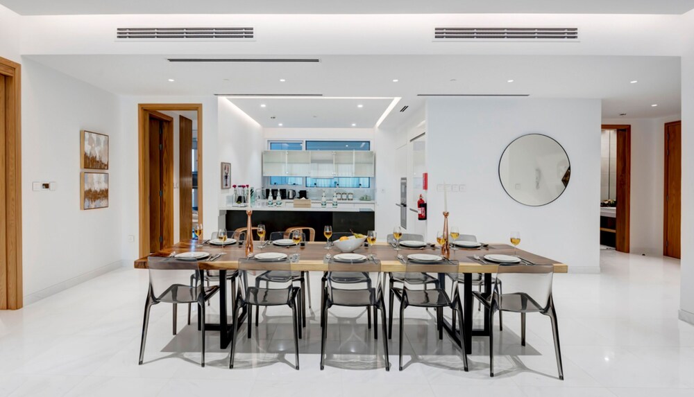 5B-1JBR-3703 by bnbme homes