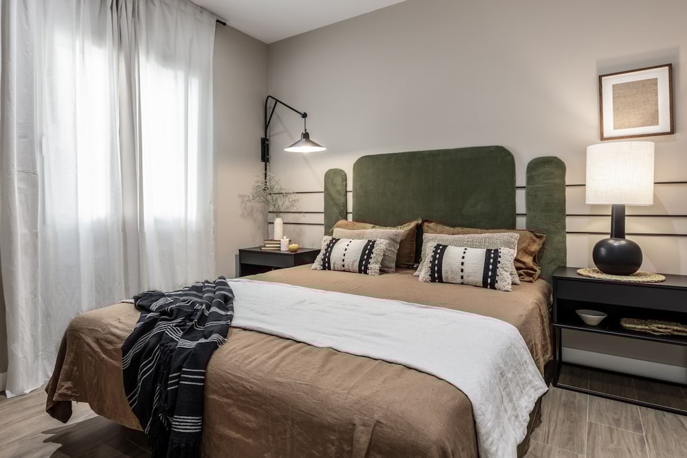 Lisala - 2 Bedrooms in Trafalgar