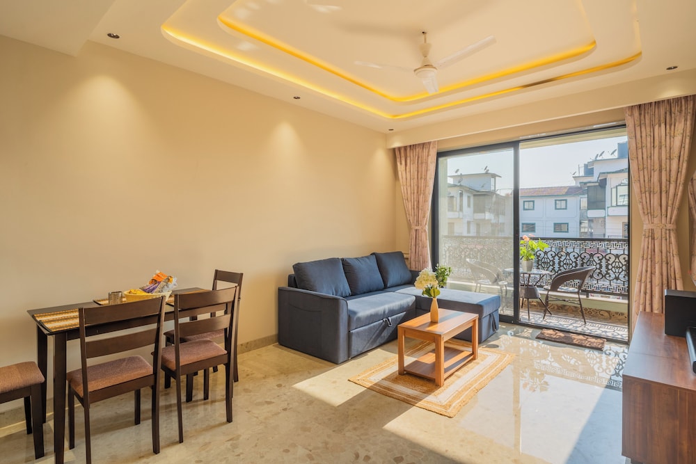 ELIVAAS Kamerios Maris 1 BHK Jacuzzi