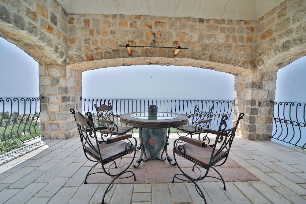 Olive Resort