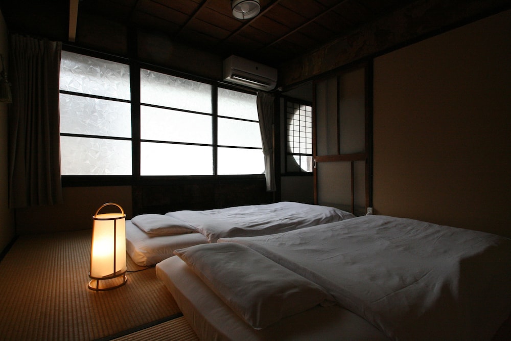HARUYA Umekoji - Hostel