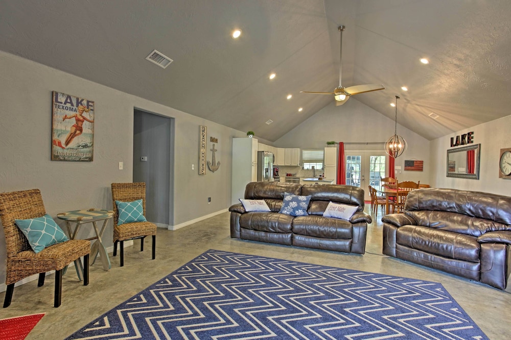 Walk to Lake Texoma! Modern Retreat w/ Game Room