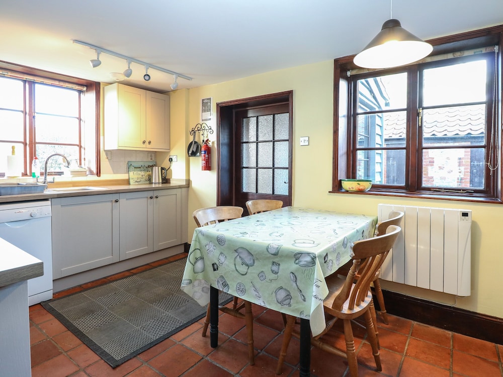 Lanthorn Cottage