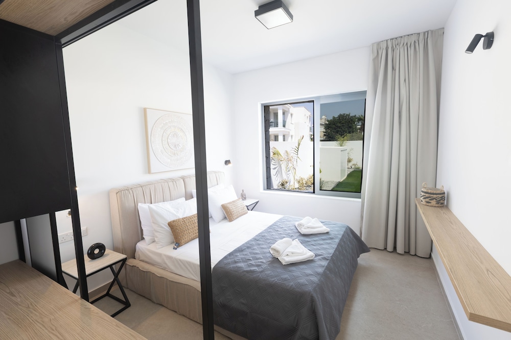 Ayia Napa Orea Villa OR9