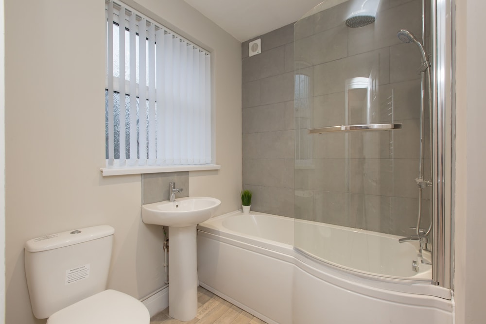 Stoke-on-trent Vacations - Townhouse  Rose Street Stoke - Property Image 28