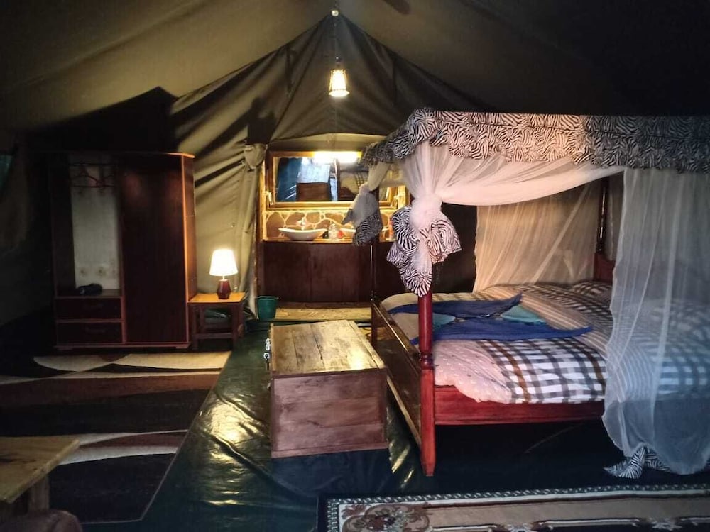 Mara Duma Bush Camp