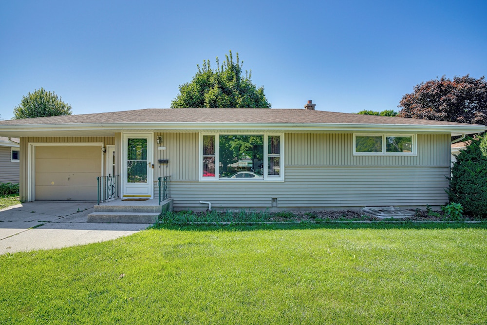 Large Backyard, Walk to Hospital: Sheboygan Abode!