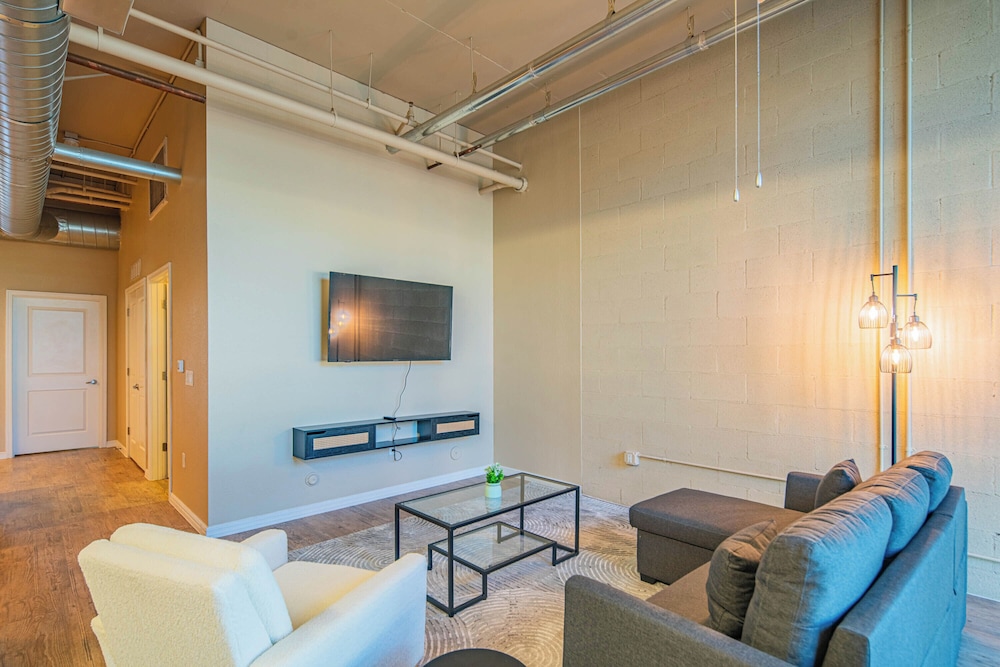 ROVE LIVING/KL - The Fredrick Tempe
