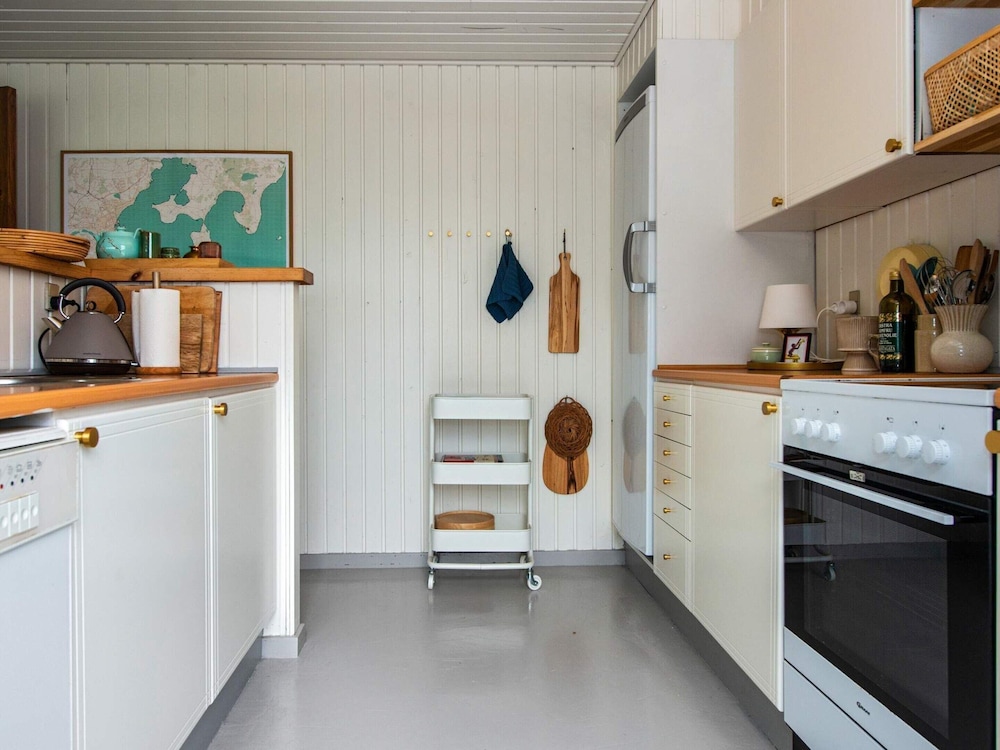 6 Person Holiday Home in Ebeltoft