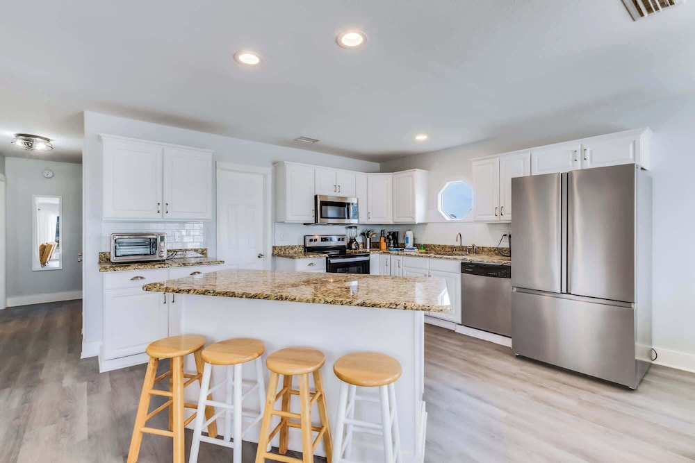 Sel De Vie A 4 Bedrooms Sleeps 10