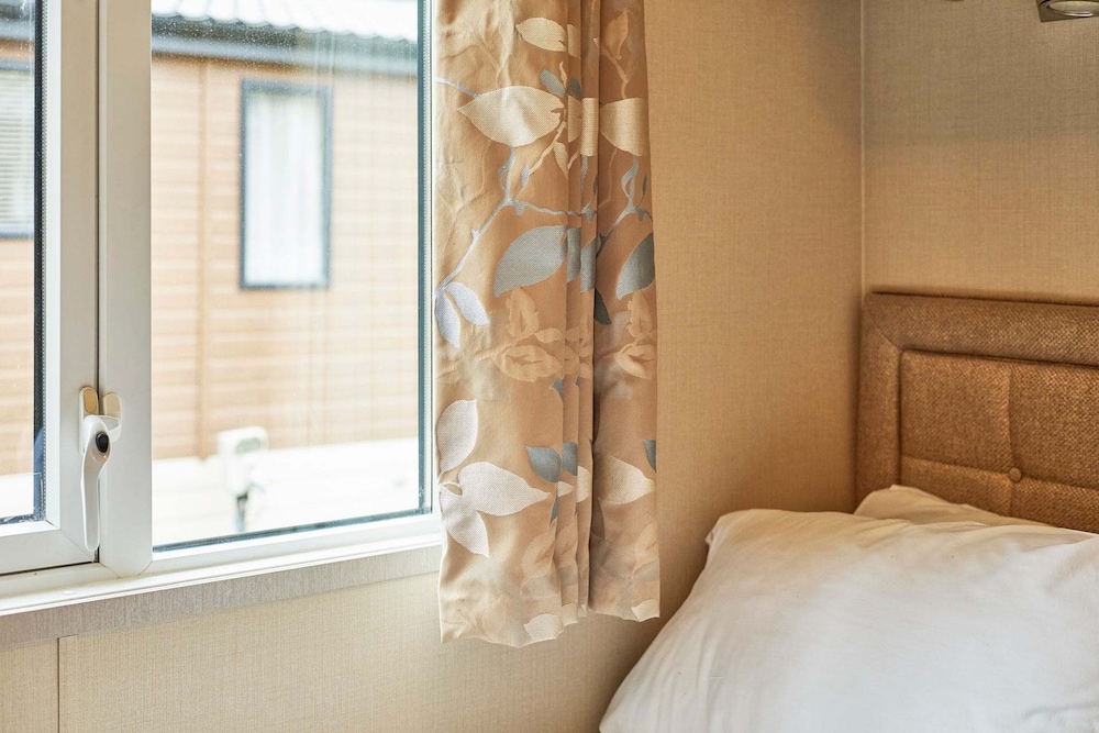 Host Stay Brooksbank Lodge