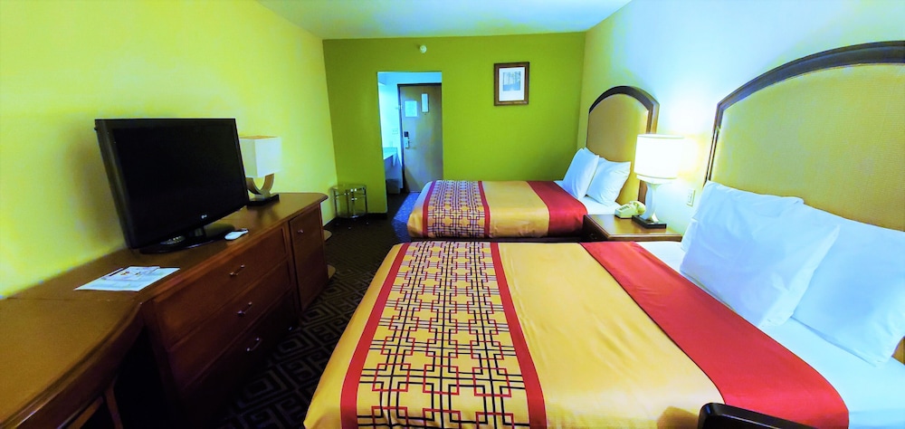 Travel Inn & Suites - Sikeston/Miner (i-55 Exit-67)