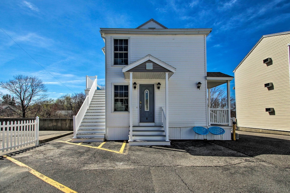 Apt in Old Orchard Beach - Walk to Bay + Pier
