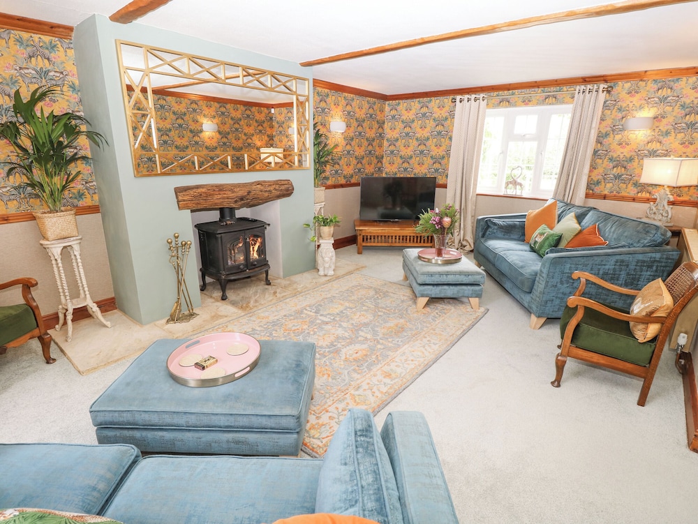 Horseshoe Cottage