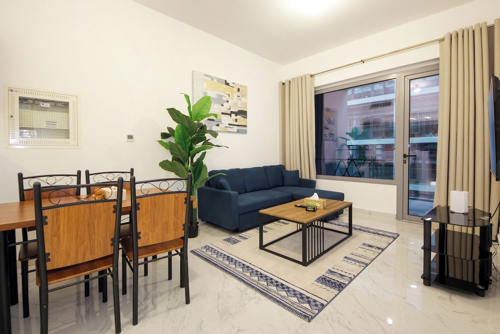 Silk Valley-Luxury 1B near Masdar Park
