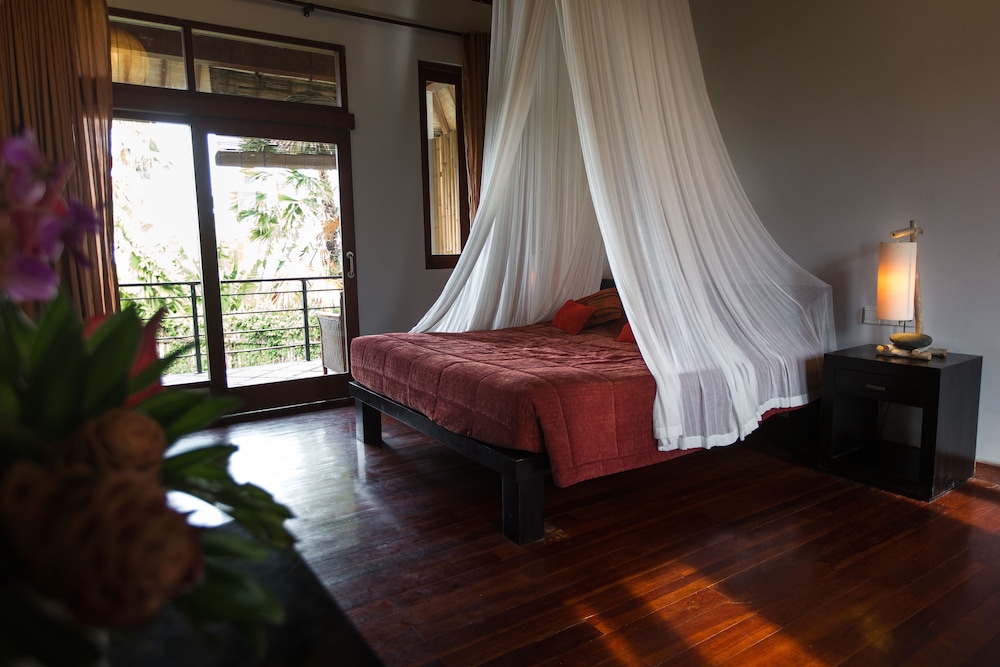 Ecosfera Hotel