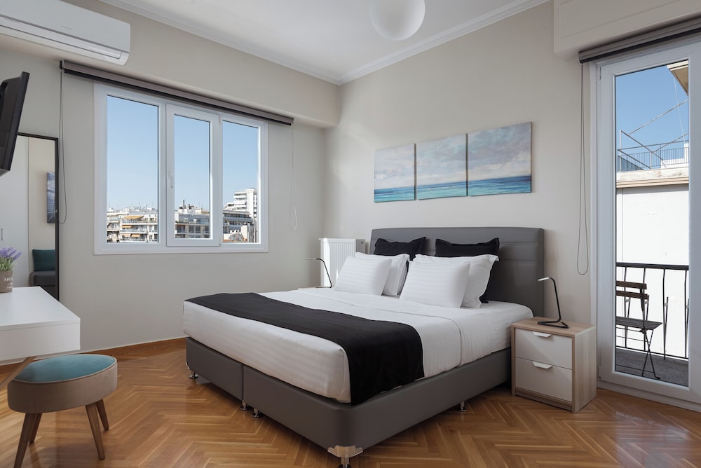 Athenian Heritage Residences