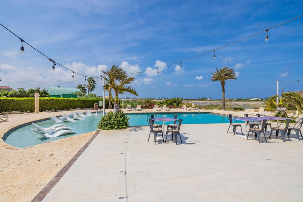 2br3ba Townhome Gold Coast Pool Tennis Gym