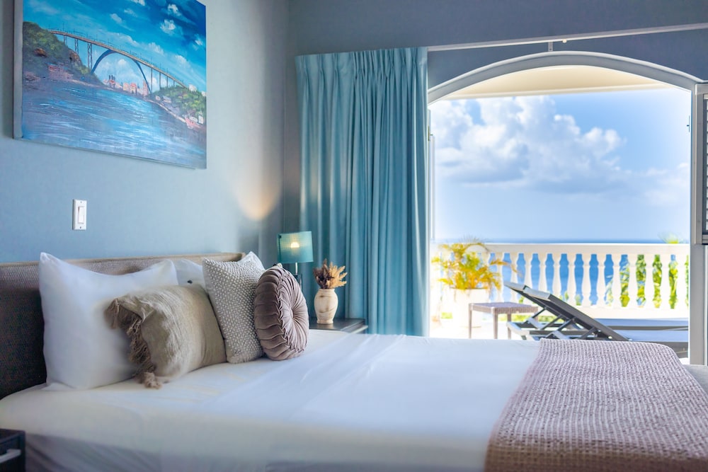 Coral Estate Holidays