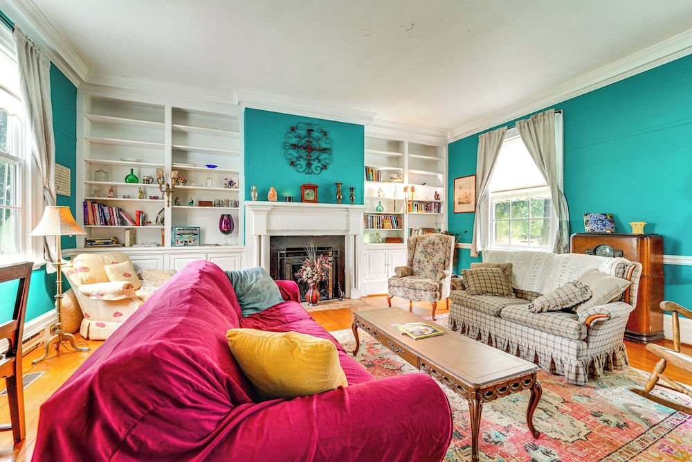 Historical 30-acre Retreat in Virginia!