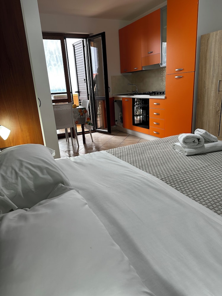 Appartamenti Scilla paese albergo