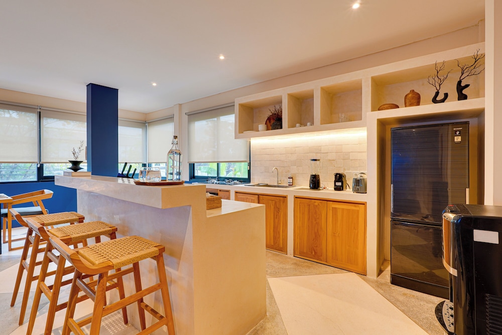 Stylish Canggu Apartment near Berawa Beach