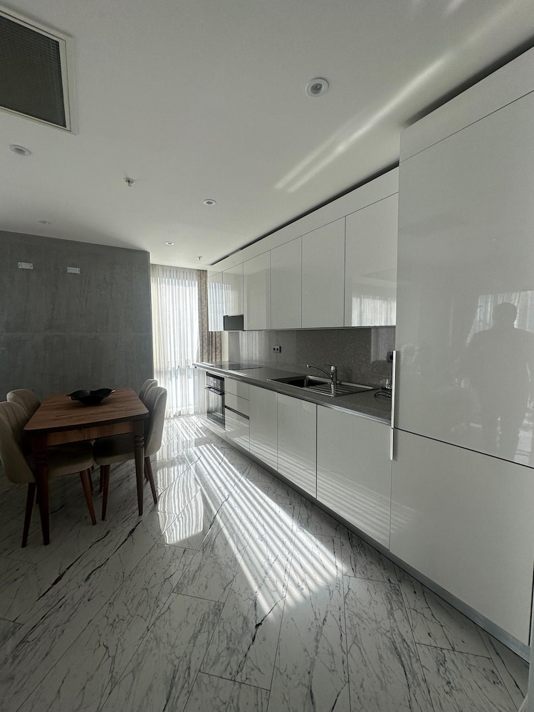 Sinpas Queen Bomonti Residence By Bondy