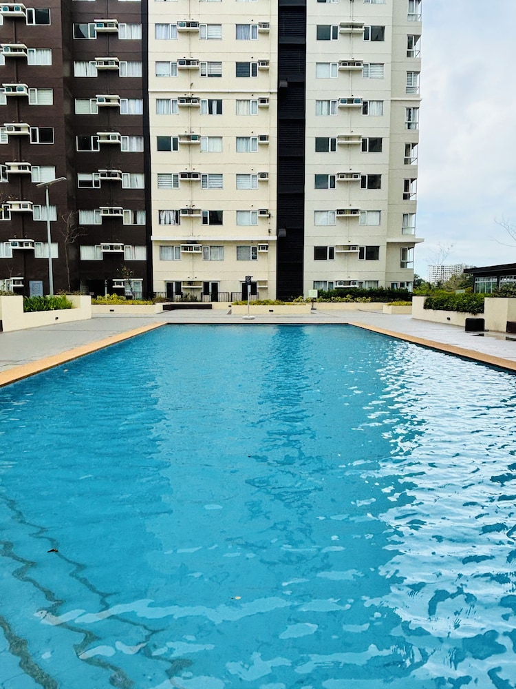 Charming Iloilo City Condo for Rent - Entire House