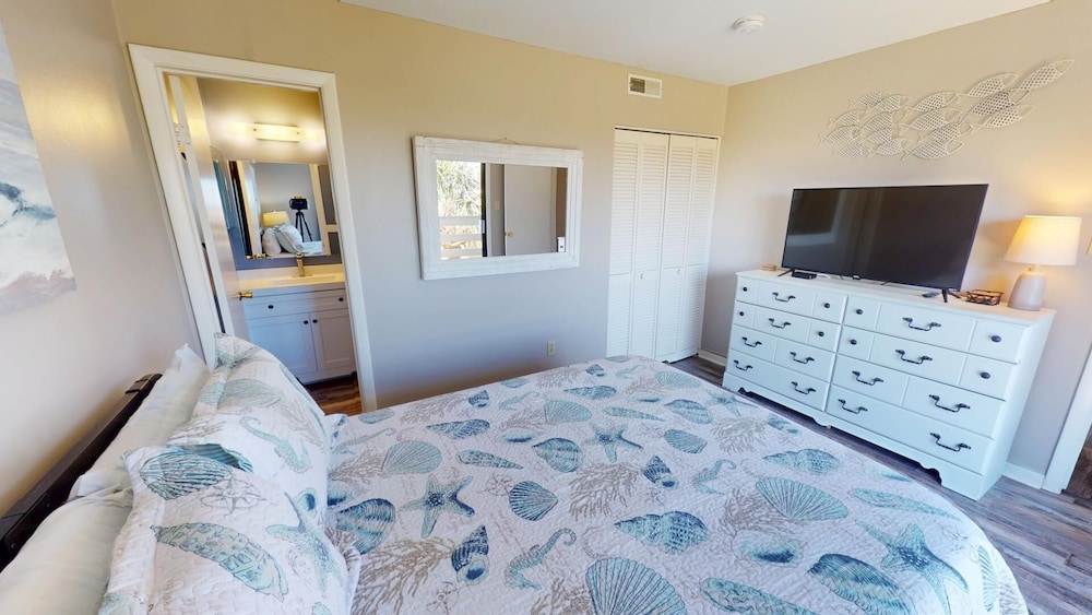Lighthouse Point 3 by Tybee Vacation Rentals